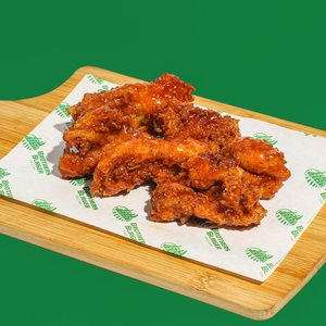 Honey Sriracha Boneless Chicken